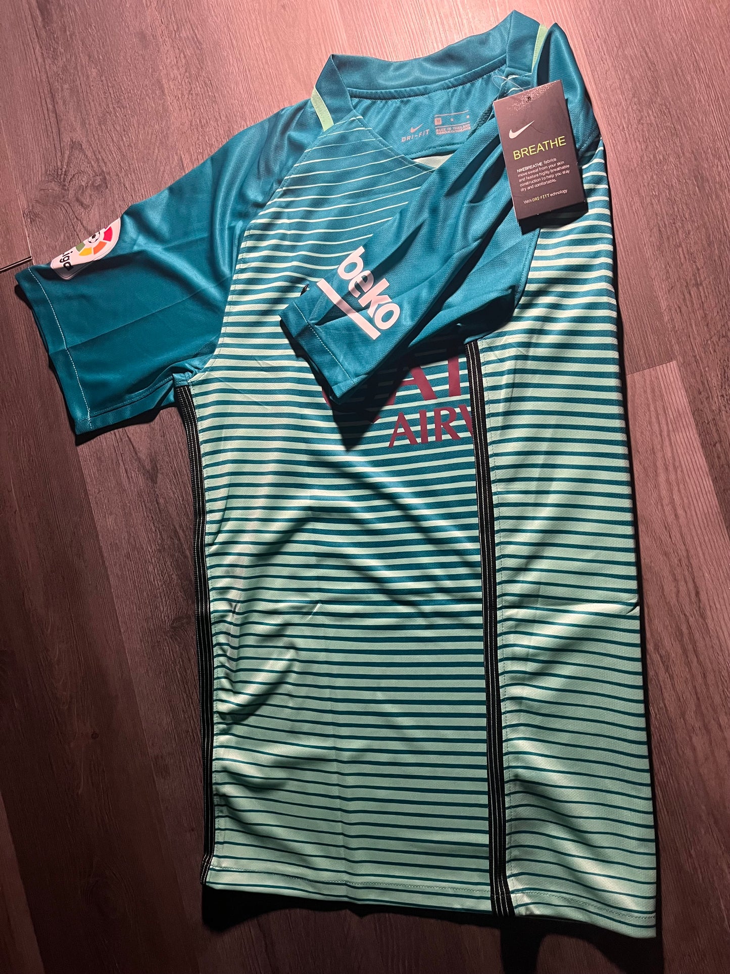 FC Barcelona 2016/17 Third Shirt, featuring the name and number of legendary Lionel Messi.