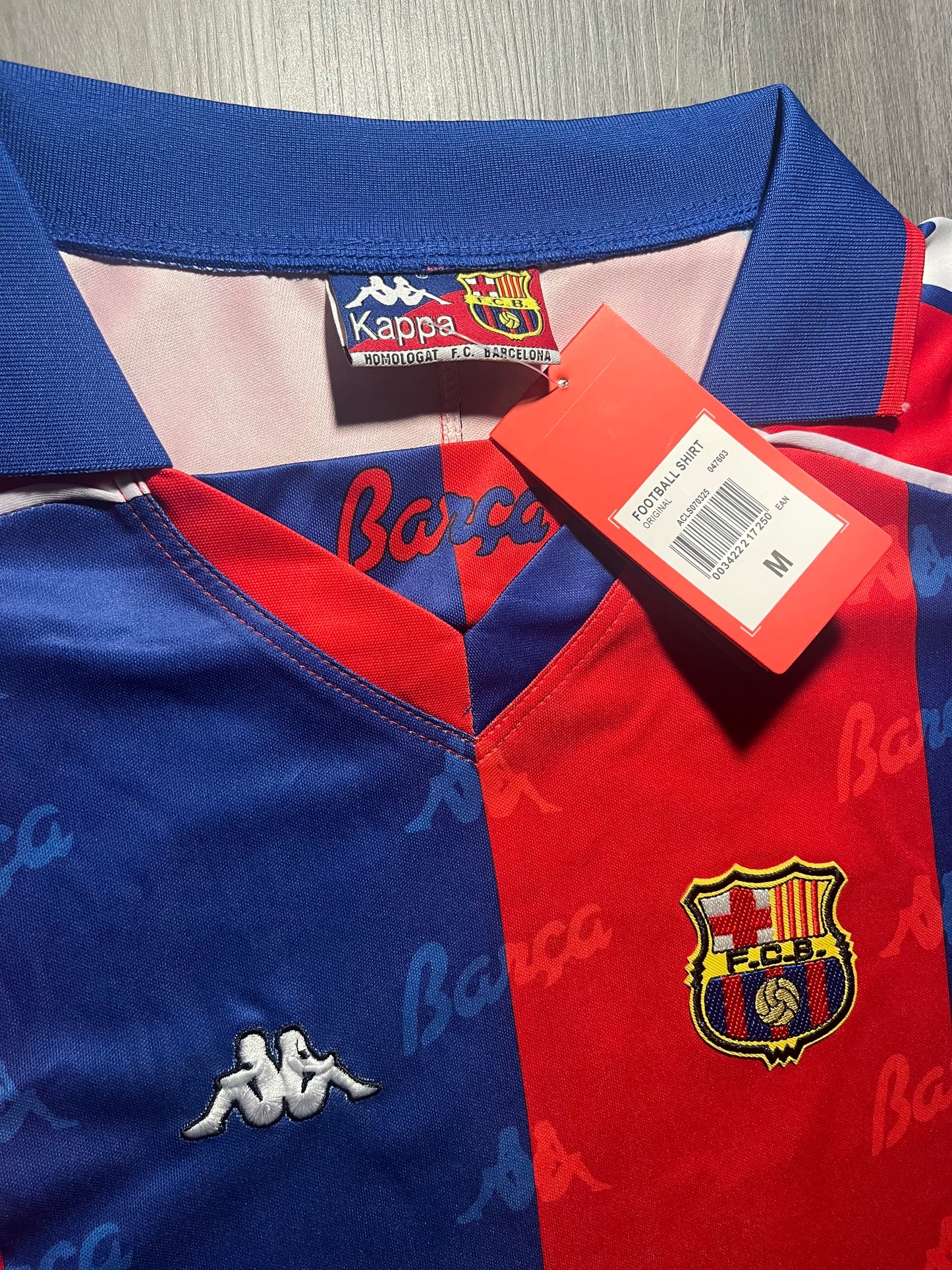 FC Barcelona 1996/97 home jersey, famously associated with Ronaldo Nazário (Ronaldo #9)